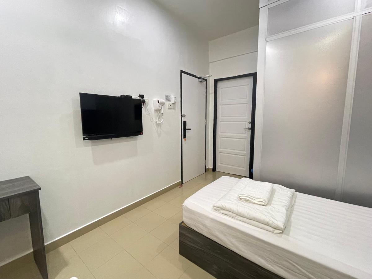 Mr Homestay Hotelstyle Room Teluk Intan Eksteriør bilde